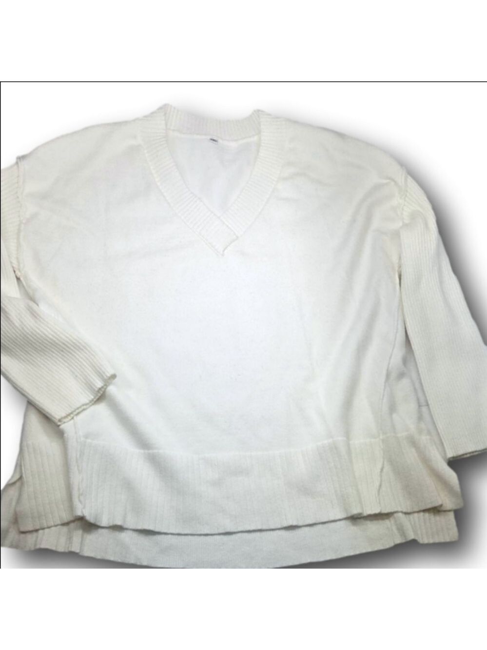 Women's Unbranded White V-Neck Sweater 2XL